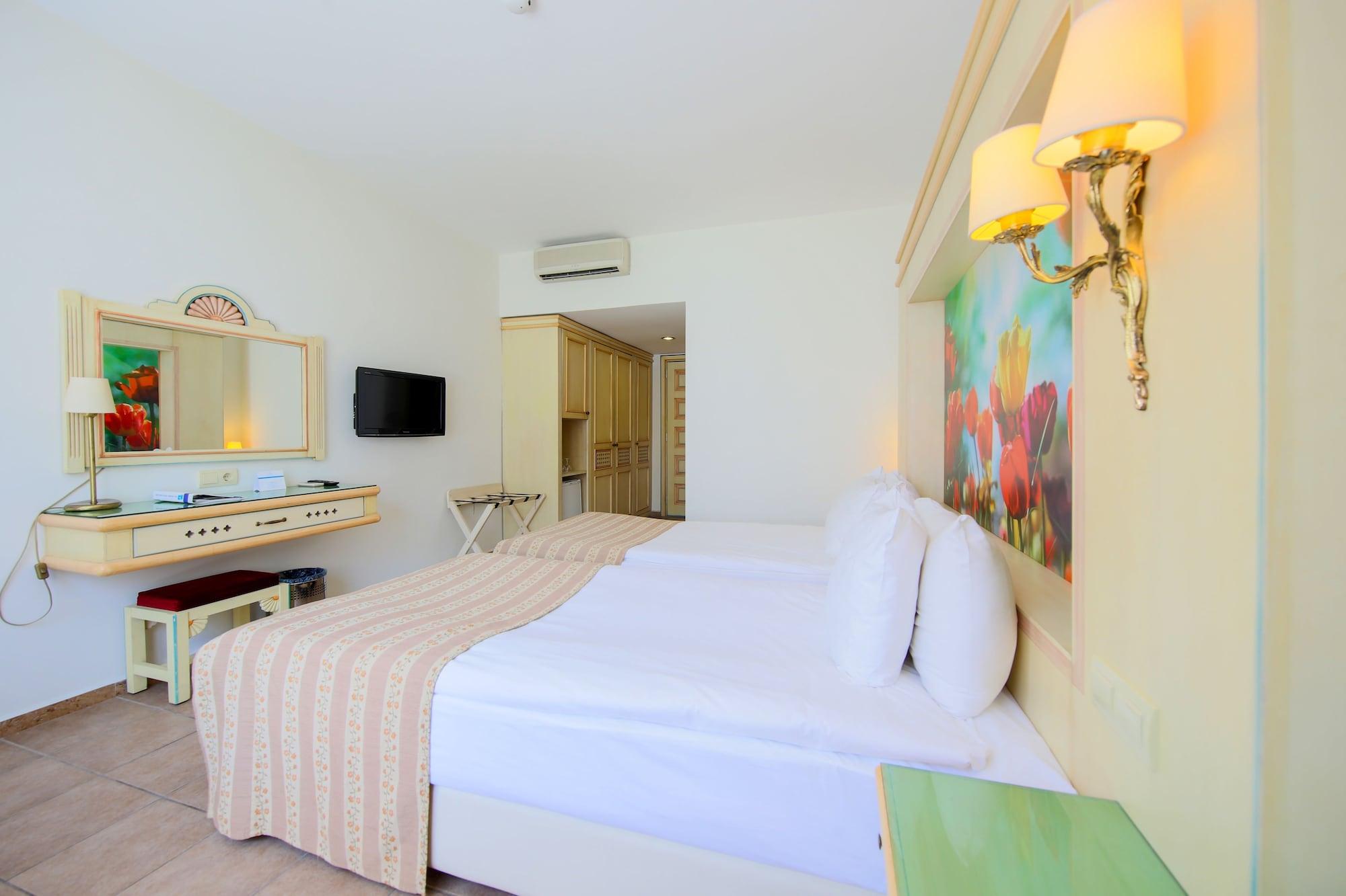 Salmakis Resort & Spa Bodrum Buitenkant foto